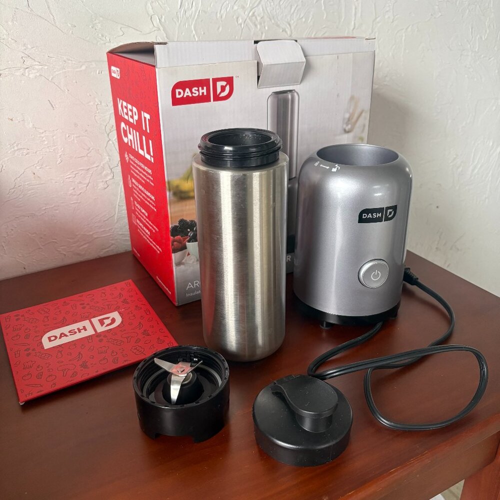 Dash Arctic Chill Blender